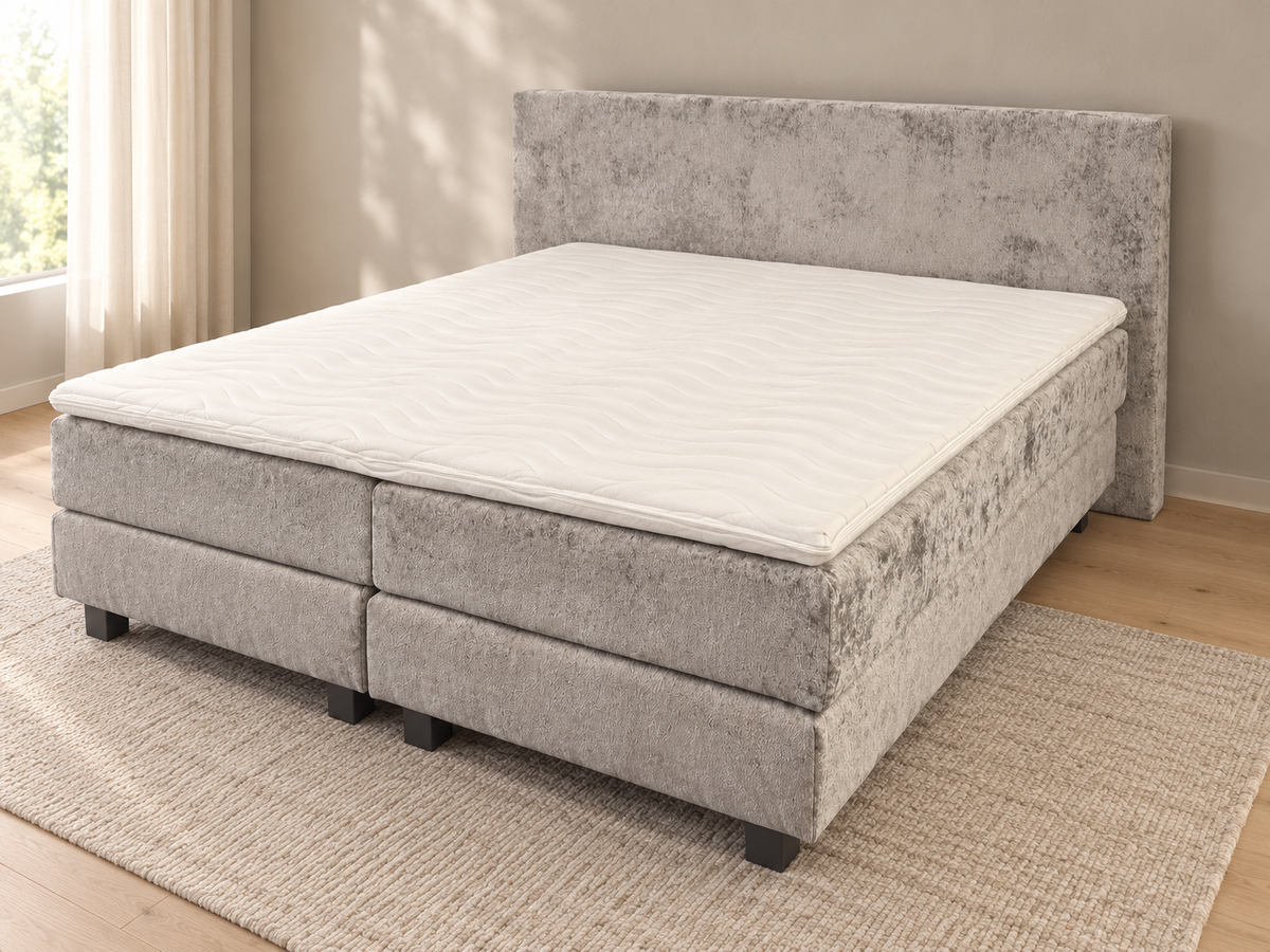 Timeles de luxe Teddy met glad hoofdbord en twee losse onderboxen